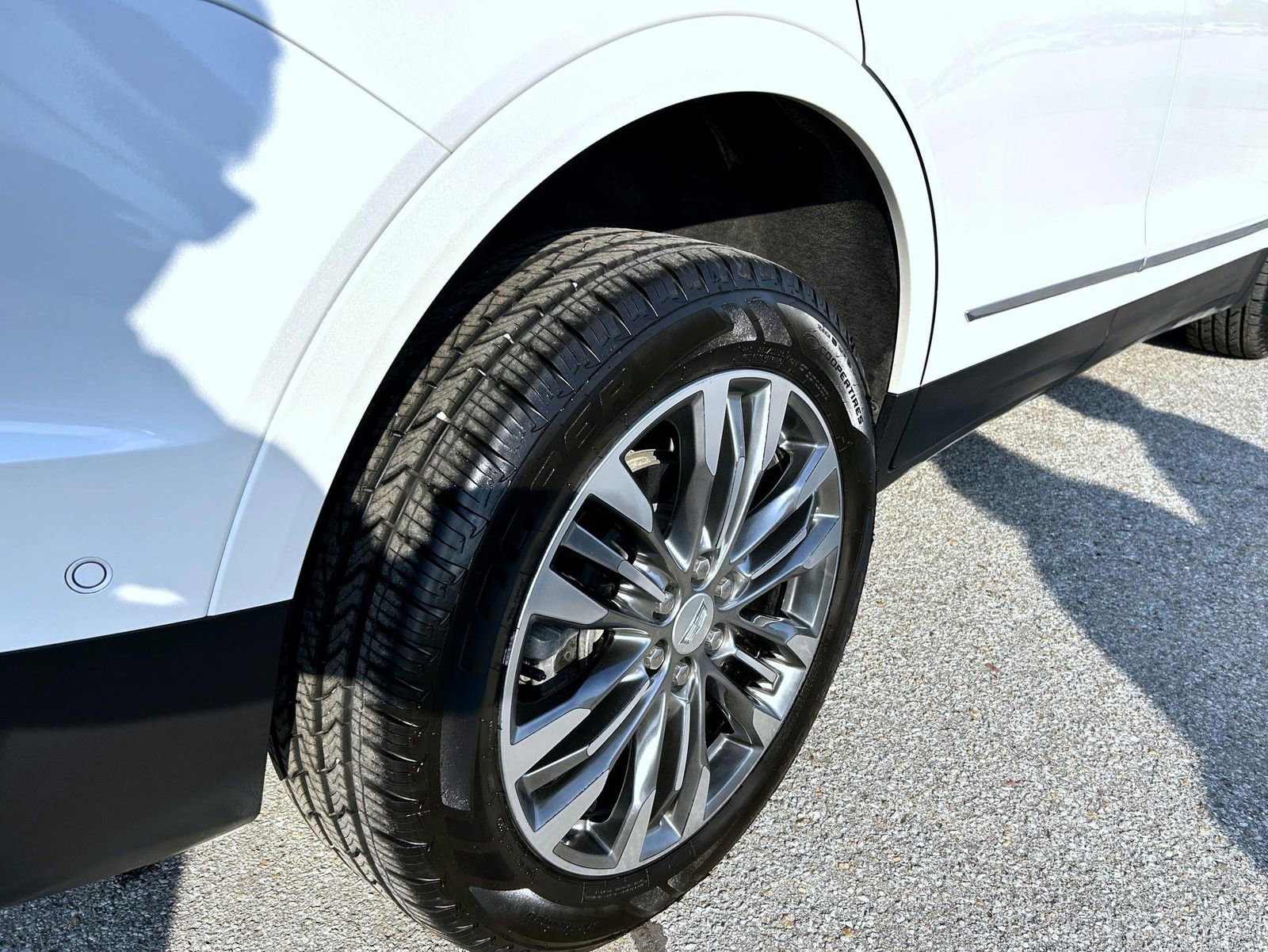 Used 2020 Cadillac XT5 Sportv AWD/4WD image 12