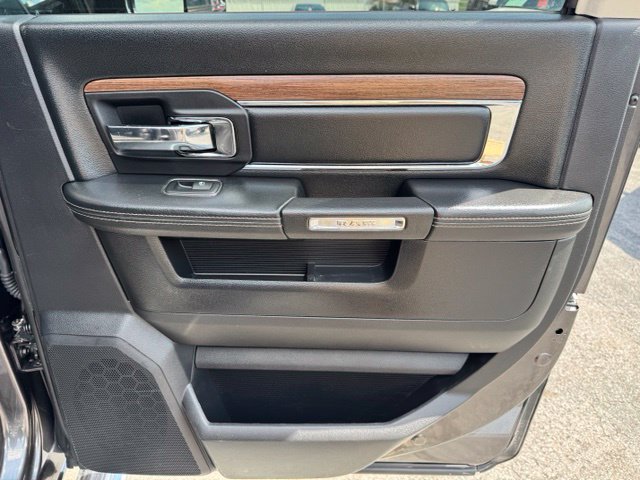 Used 2016 RAM 2500 Laramie AWD/4WD image 18