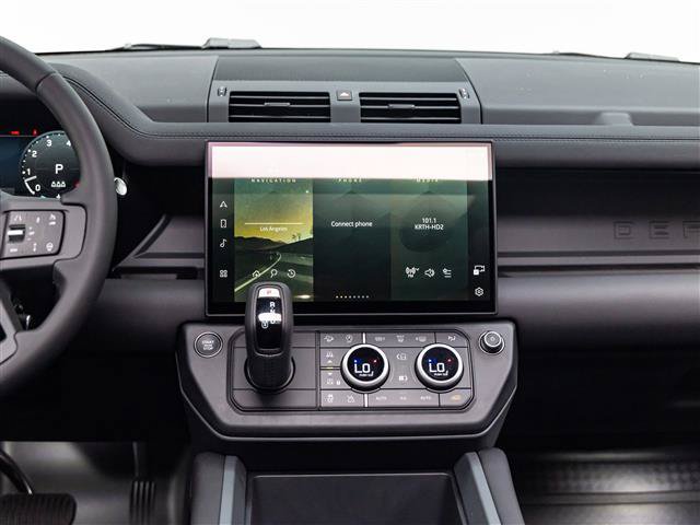 New 2026 Land Rover Defender 110 X-Dynamic SE AWD/4WD image 30