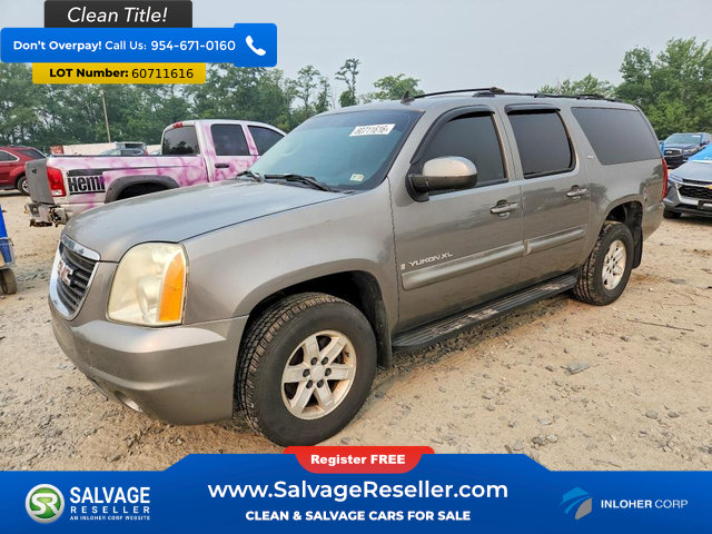 Used 2007 GMC Yukon XL SLT w/ SLT Preferred Equipment Group AWD/4WD image 1