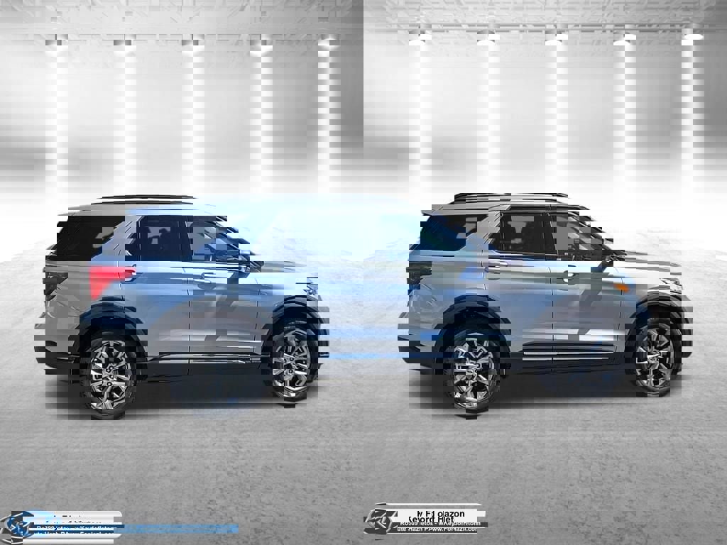 Certified 2023 Ford Explorer XLT w/ Equipment Group 202A image 24