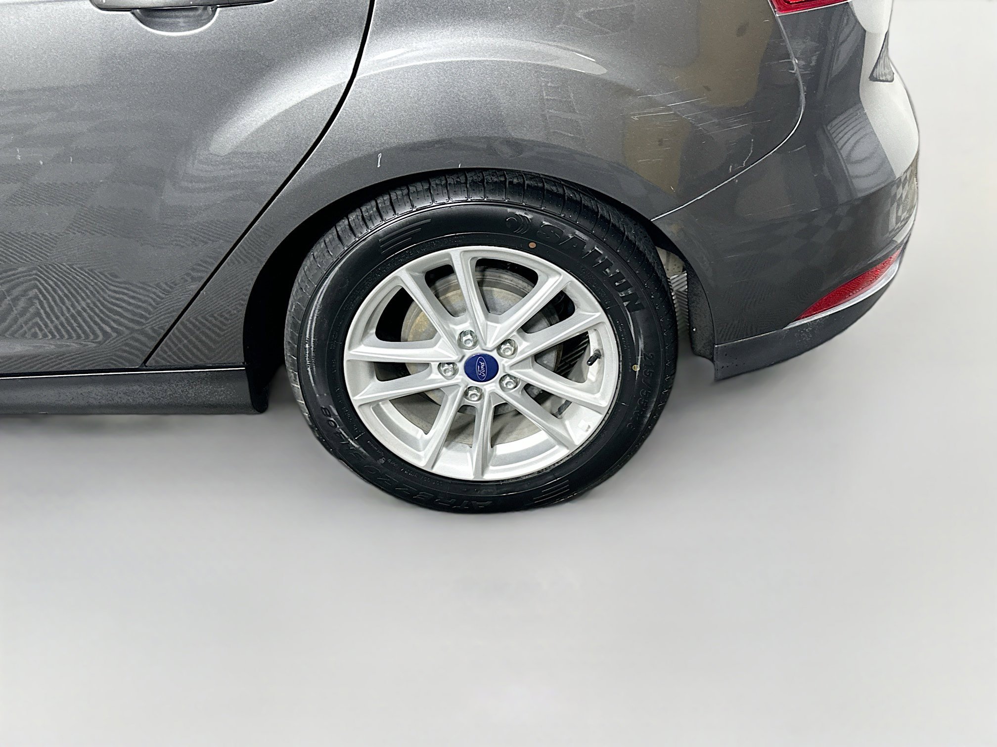 Used 2016 Ford Focus SE image 11