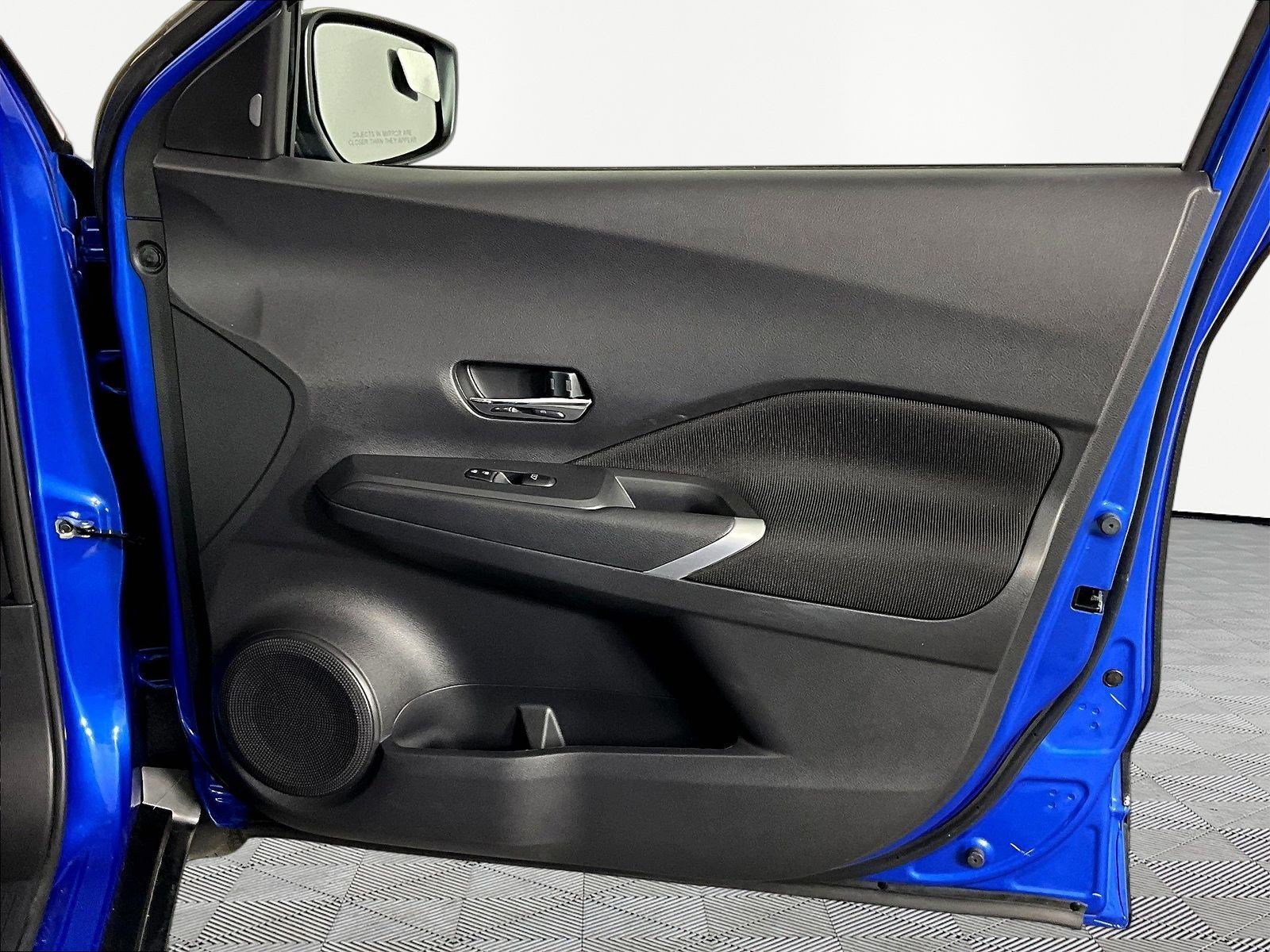 Certified 2023 Nissan Kicks SV FWD image 27