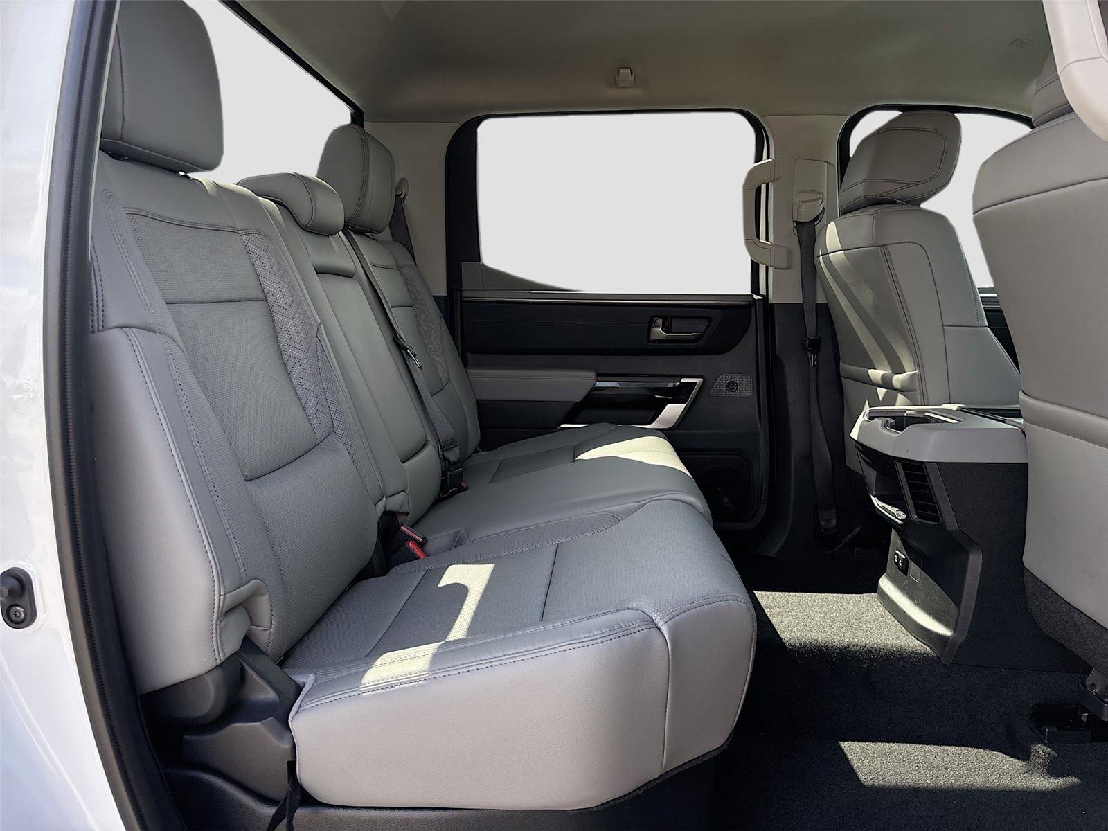 Used 2024 Toyota Tundra Limited image 26