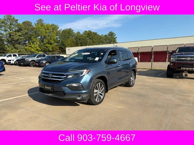 Used 2017 Honda Pilot Touring image 1