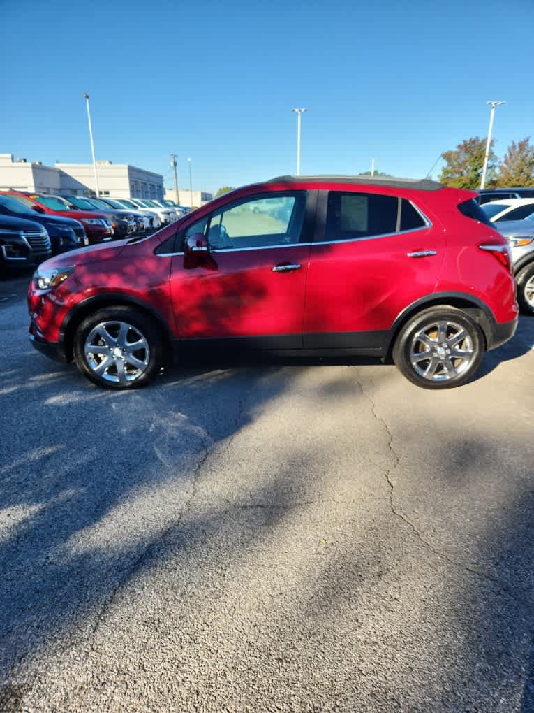 Used 2019 Buick Encore Essence w/ Experience Buick Package AWD/4WD image 14