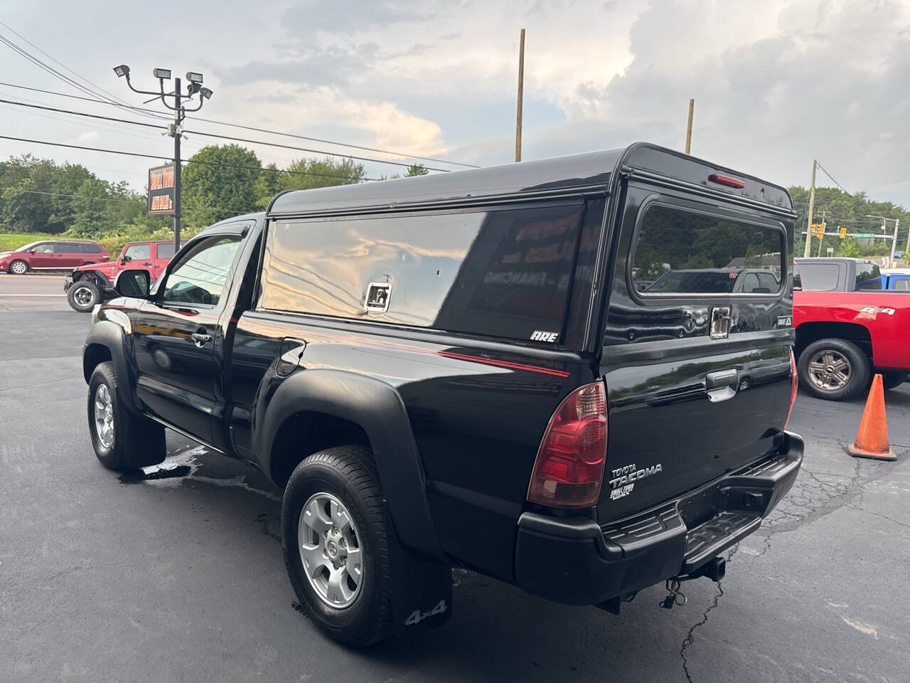 Used 2012 Toyota Tacoma 4x4 Regular Cab image 6