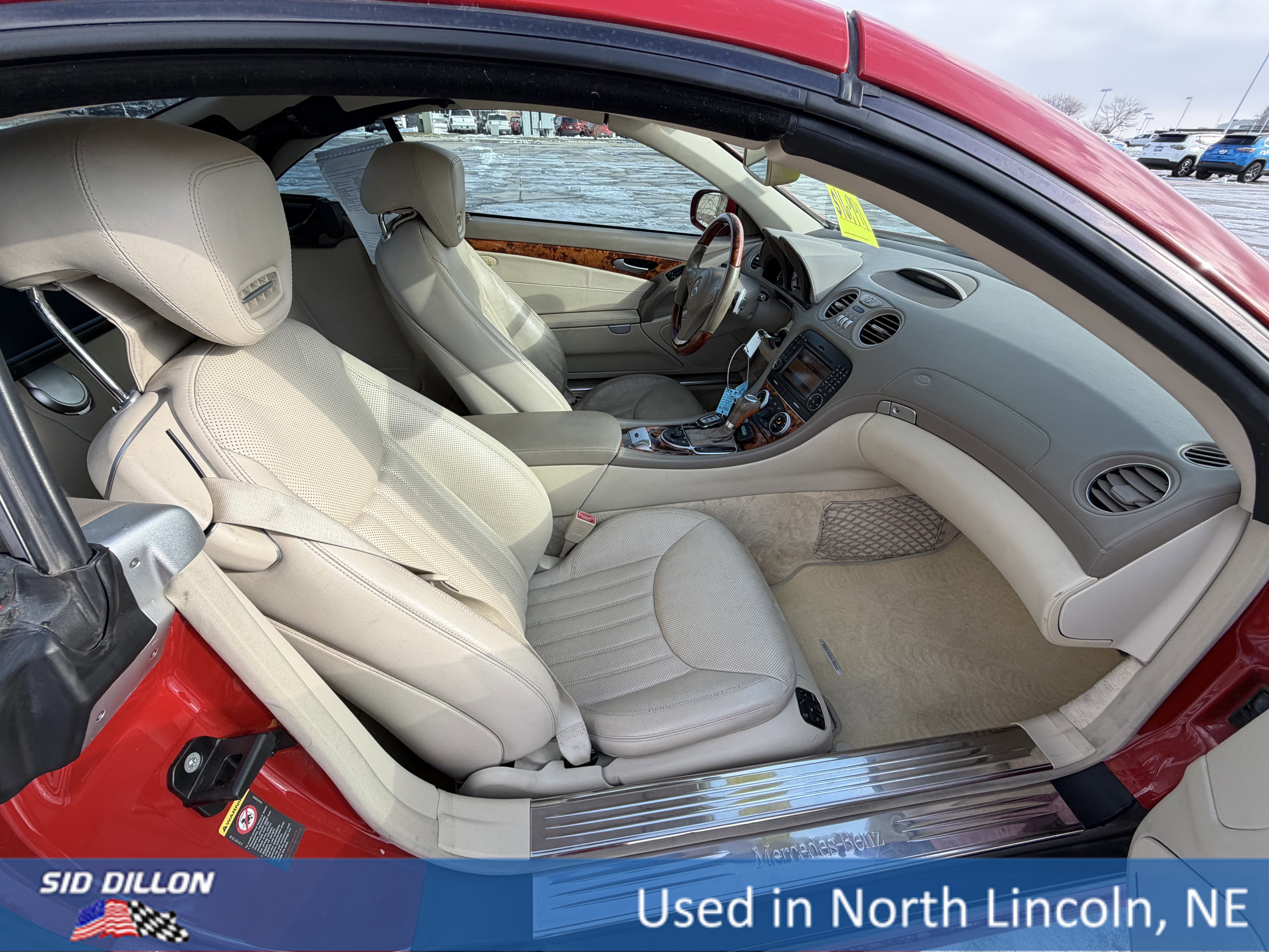 Used 2011 Mercedes-Benz SL 550 image 20