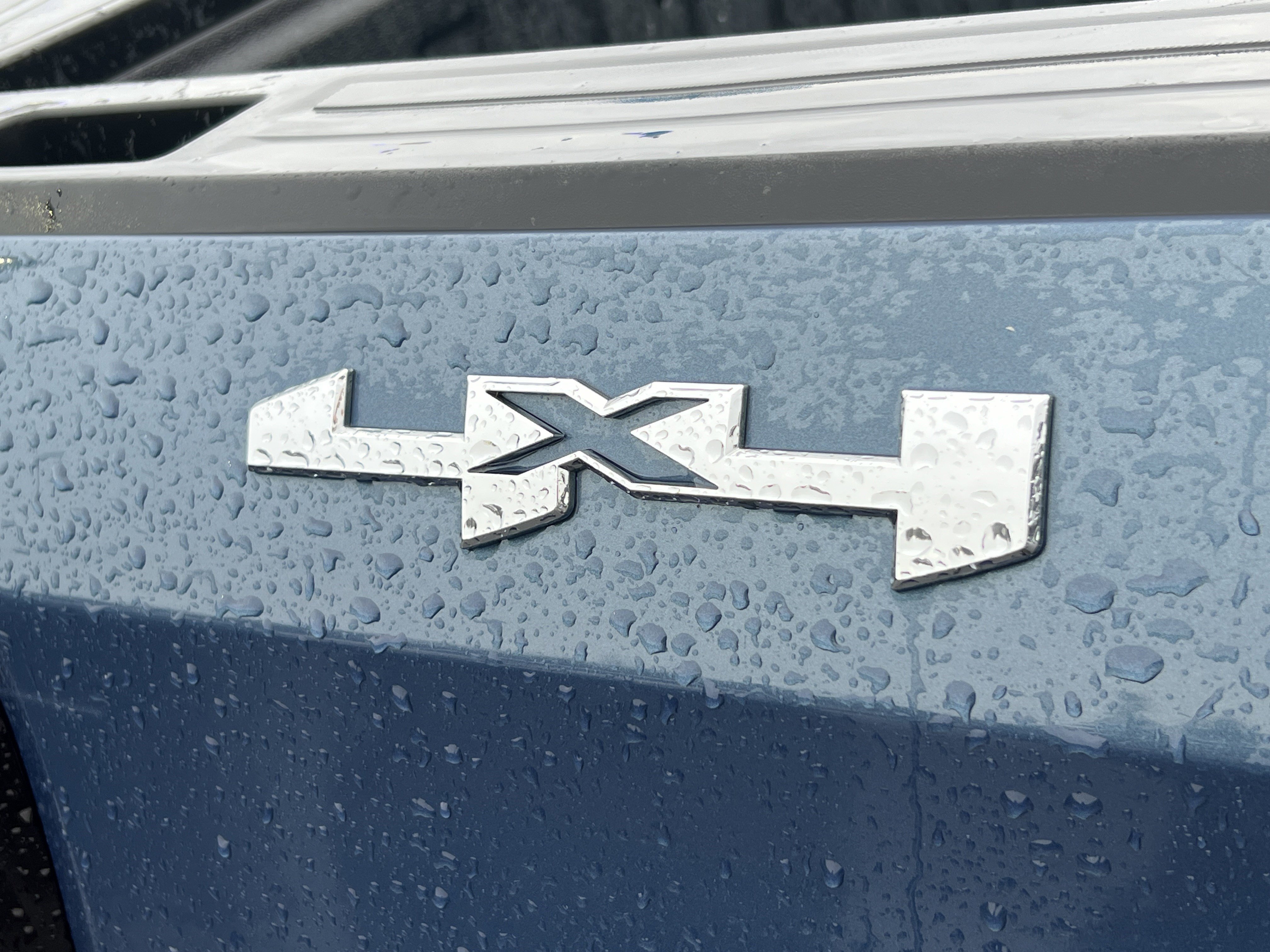 Used 2024 GMC Sierra 1500 SLE AWD/4WD image 10