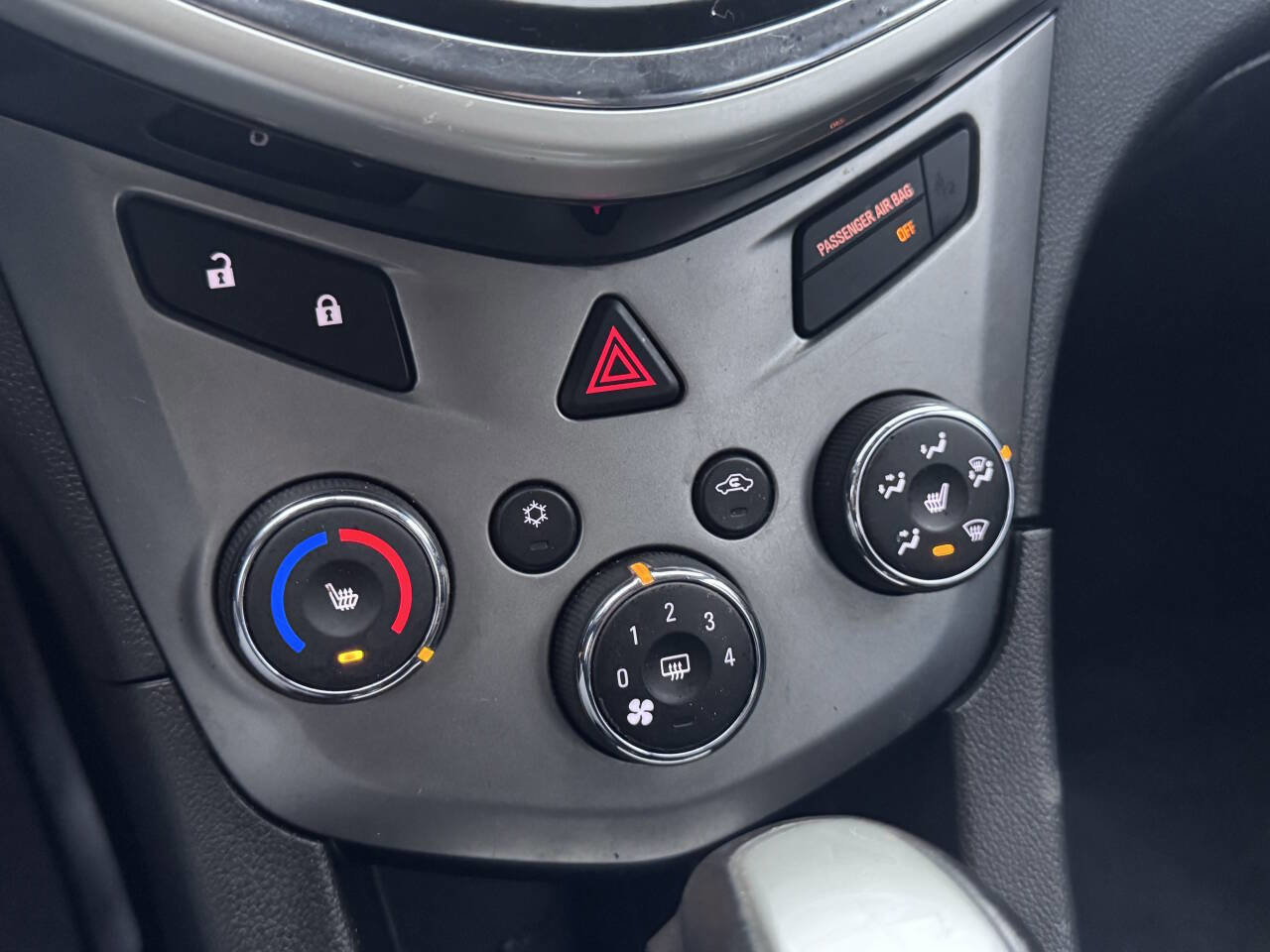 Used 2017 Chevrolet Sonic Premier image 13