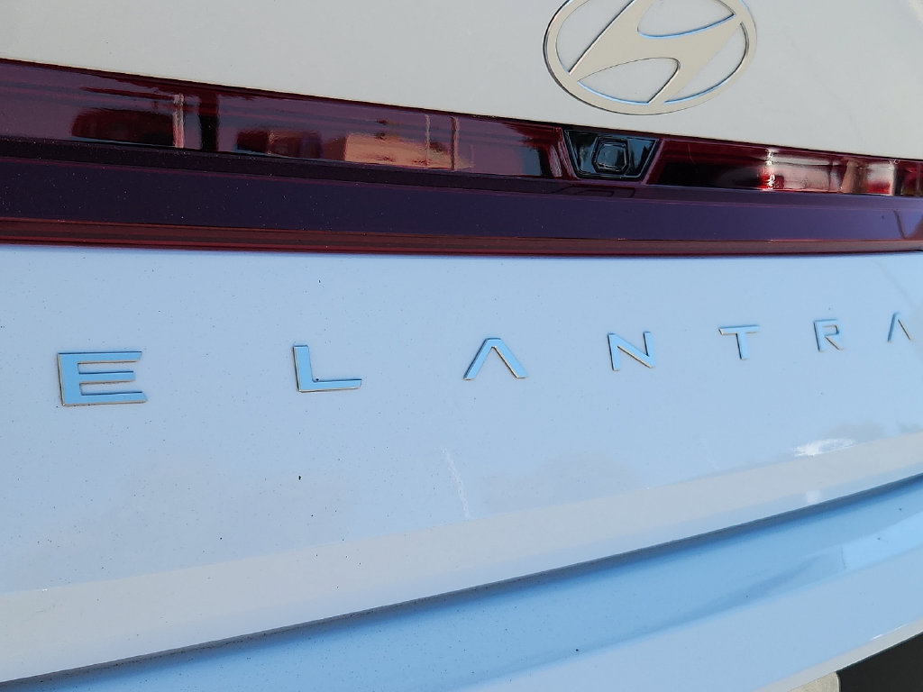 Used 2026 Hyundai Elantra Sport FWD image 30
