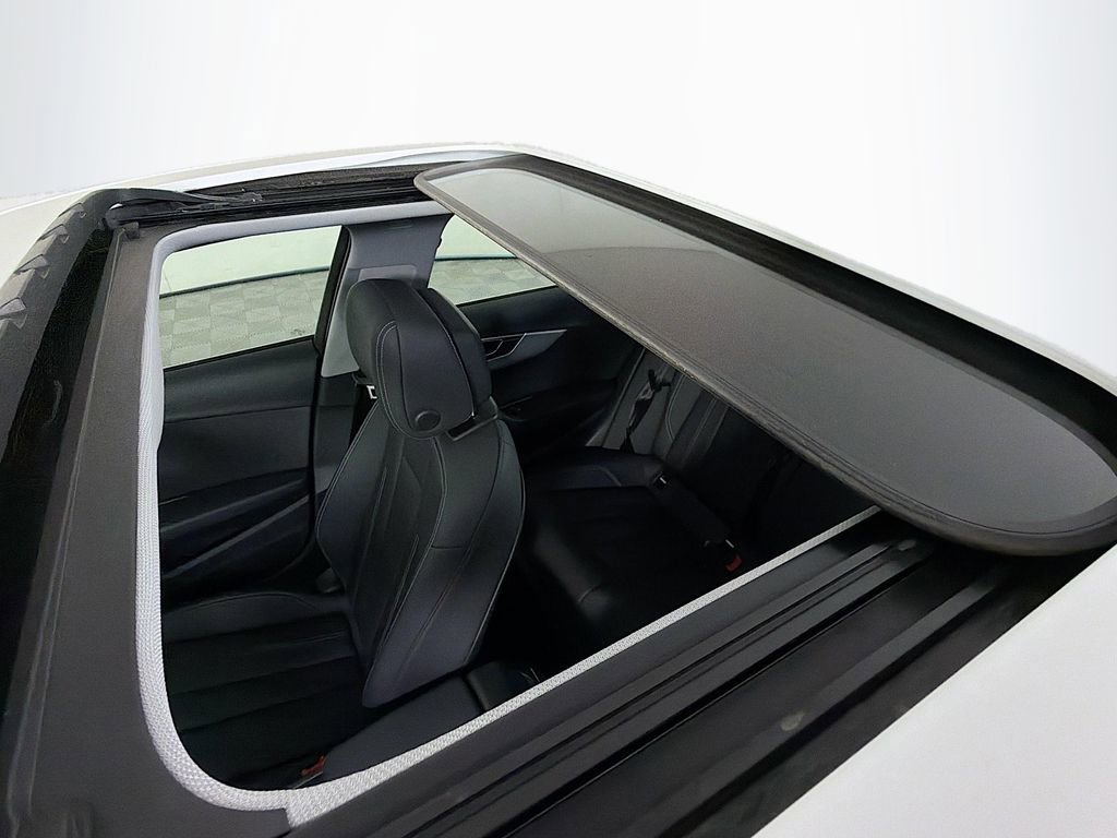 Used 2020 Audi A4 2.0T Prestige image 16