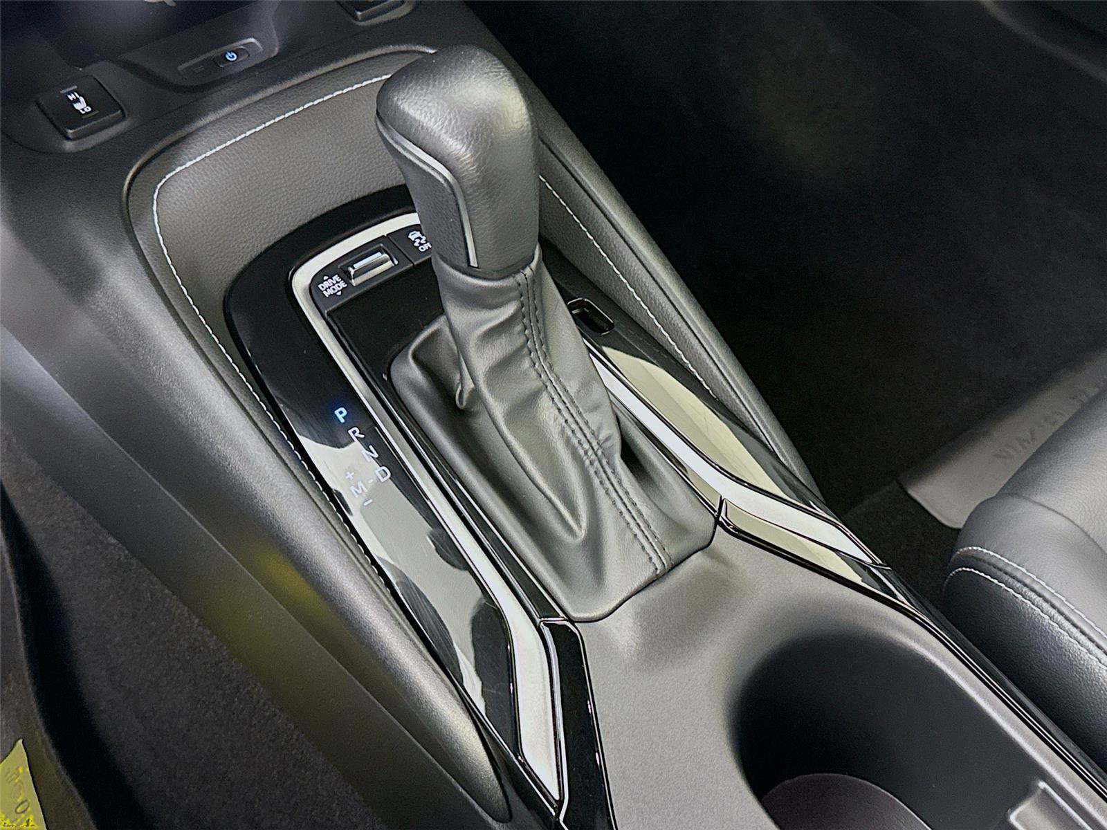 Used 2025 Toyota Corolla XSE image 16