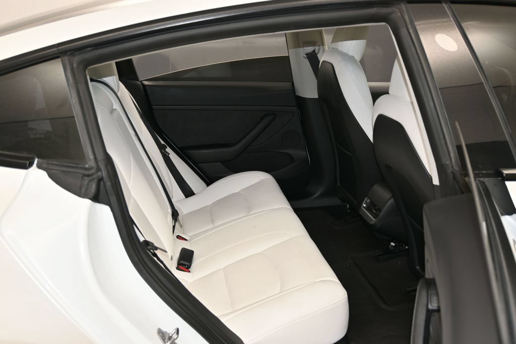 Used 2022 Tesla Model 3 Performance AWD/4WD image 35