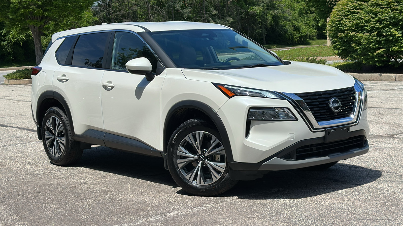 Used 2023 Nissan Rogue SV AWD/4WD video 1