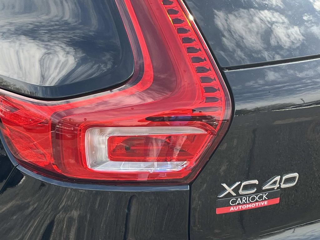 Used 2023 Volvo XC40 B5 Ultimate w/ Climate Package image 10