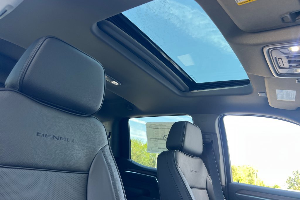 New 2026 GMC Sierra 1500 Denali w/ Technology Package image 13