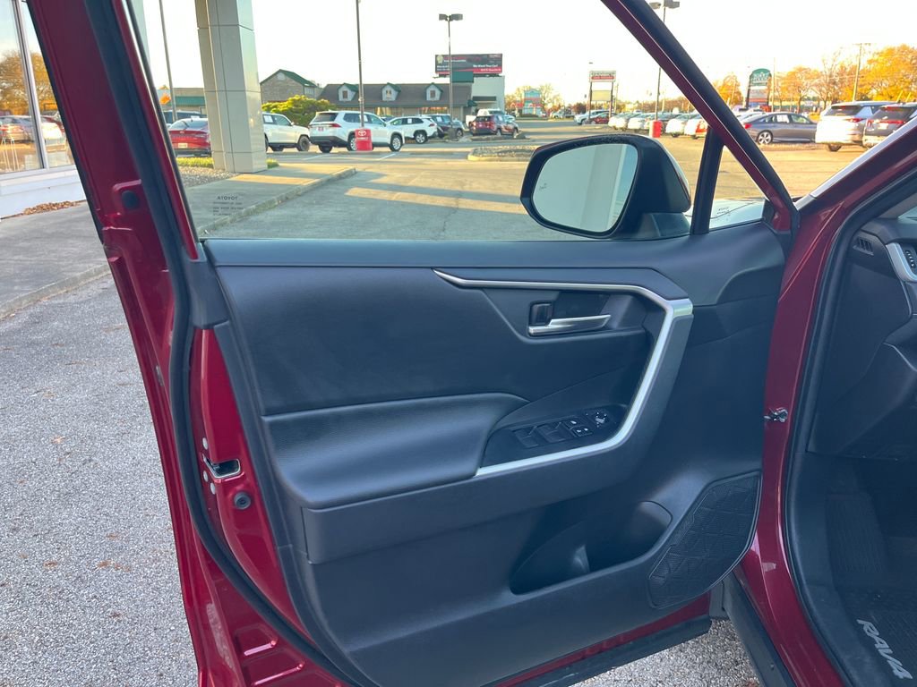 Certified 2021 Toyota RAV4 XLE image 12