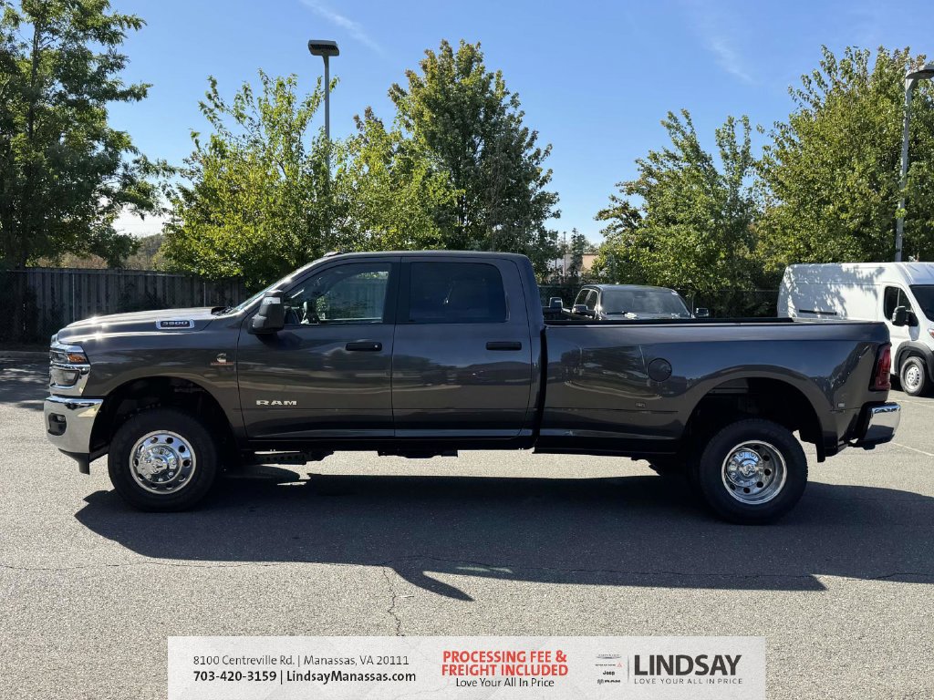New 2026 RAM 3500 Big Horn AWD/4WD image 5