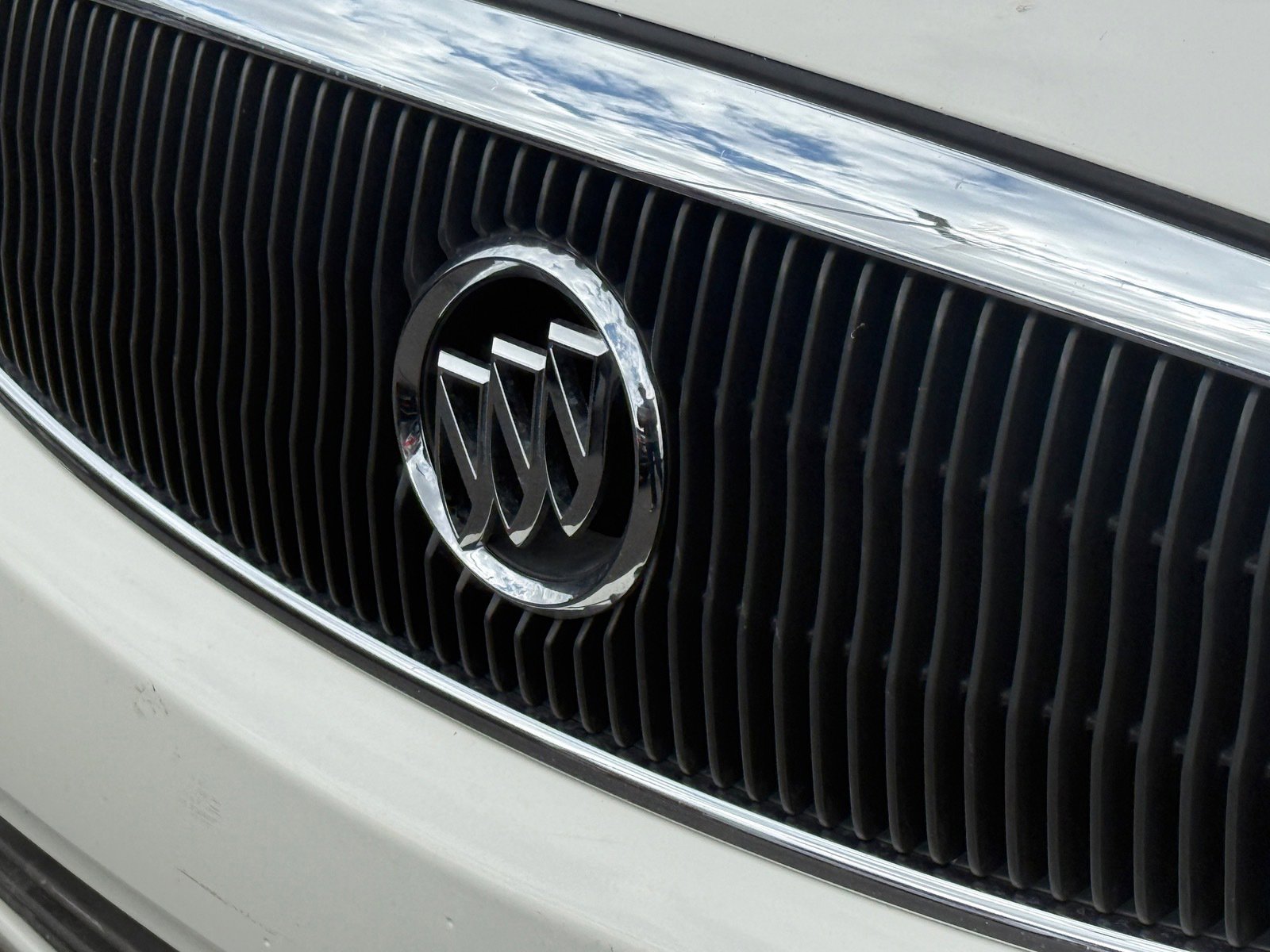 Used 2005 Buick LaCrosse CXL w/ Chrome Appearance Package FWD image 6