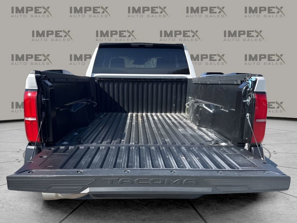 Used 2024 Toyota Tacoma SR image 23