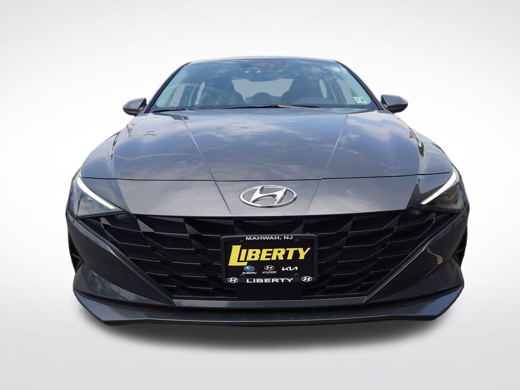 Certified 2023 Hyundai Elantra SEL w/ Convenience Package FWD image 9
