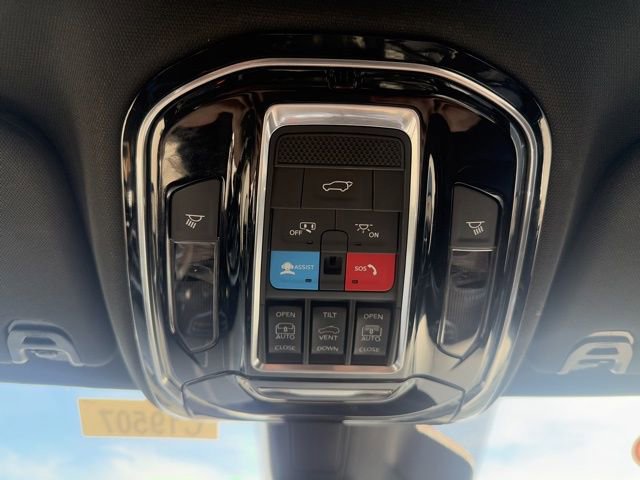 Certified 2024 Jeep Grand Wagoneer L 4WD image 27