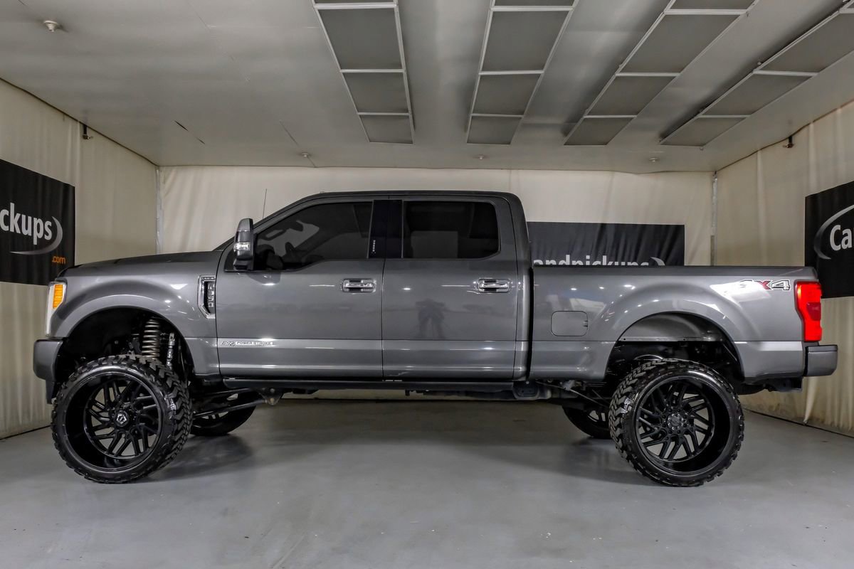 Used 2019 Ford F350 Lariat w/ Lariat Ultimate Package AWD/4WD image 10