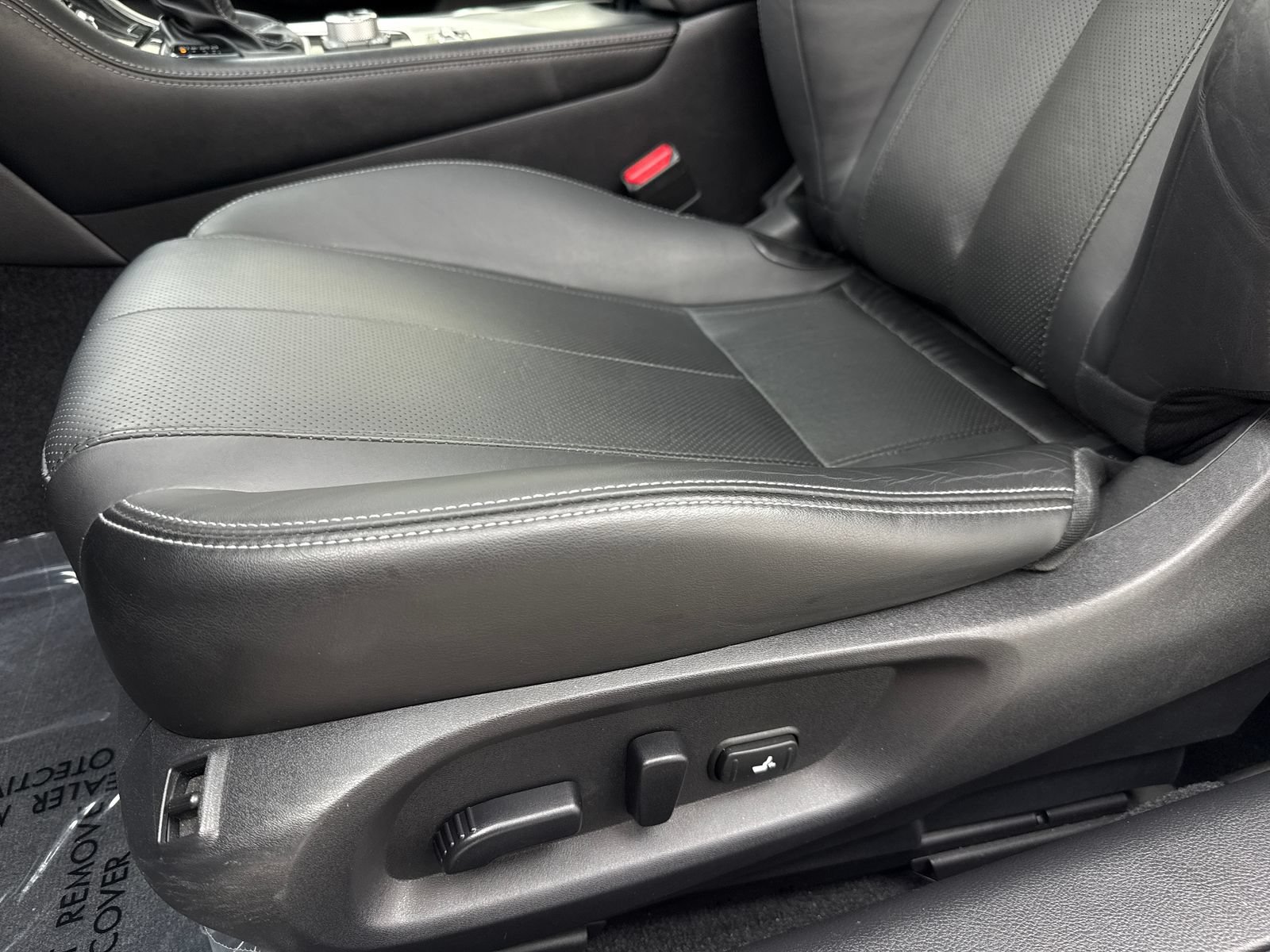 Used 2021 INFINITI Q60 3.0t Luxe w/ Cargo Package RWD image 33