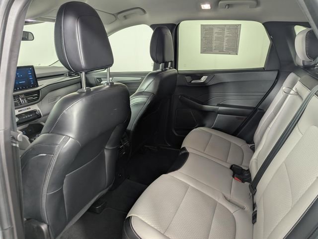 Used 2023 Ford Escape SE image 23