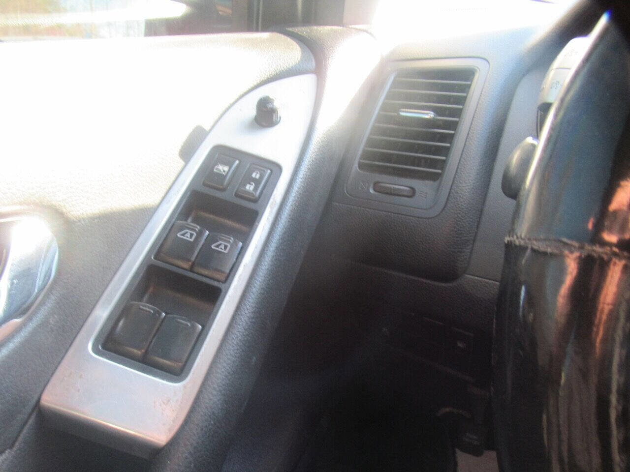 Used 2014 Nissan Murano S image 28