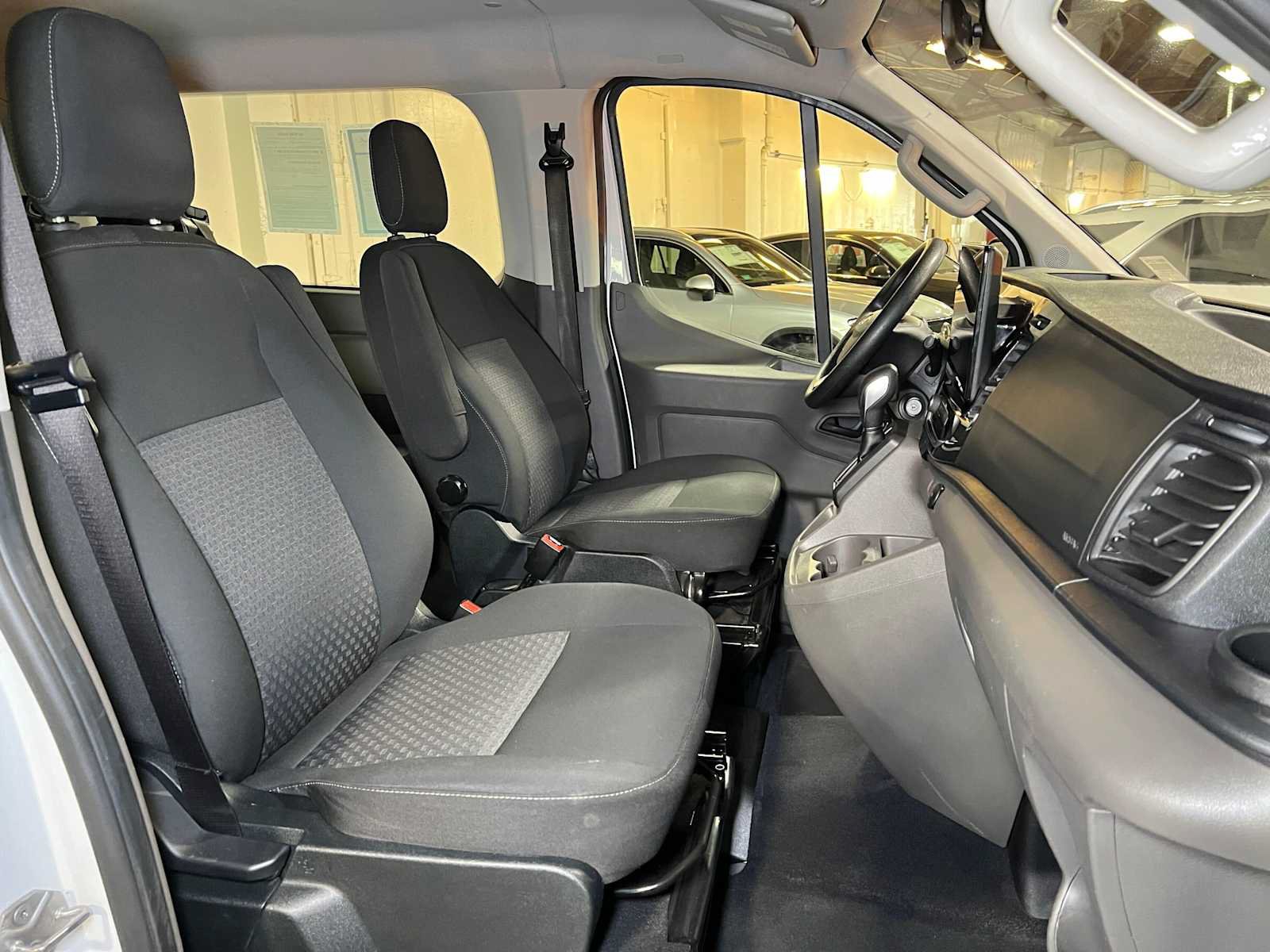 Used 2023 Ford Transit 350 XLT RWD image 11