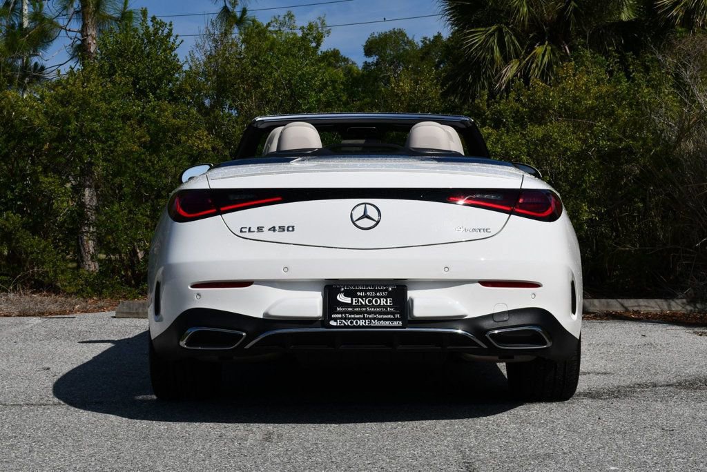 Used 2024 Mercedes-Benz CLE 450 4MATIC Cabriolet image 39