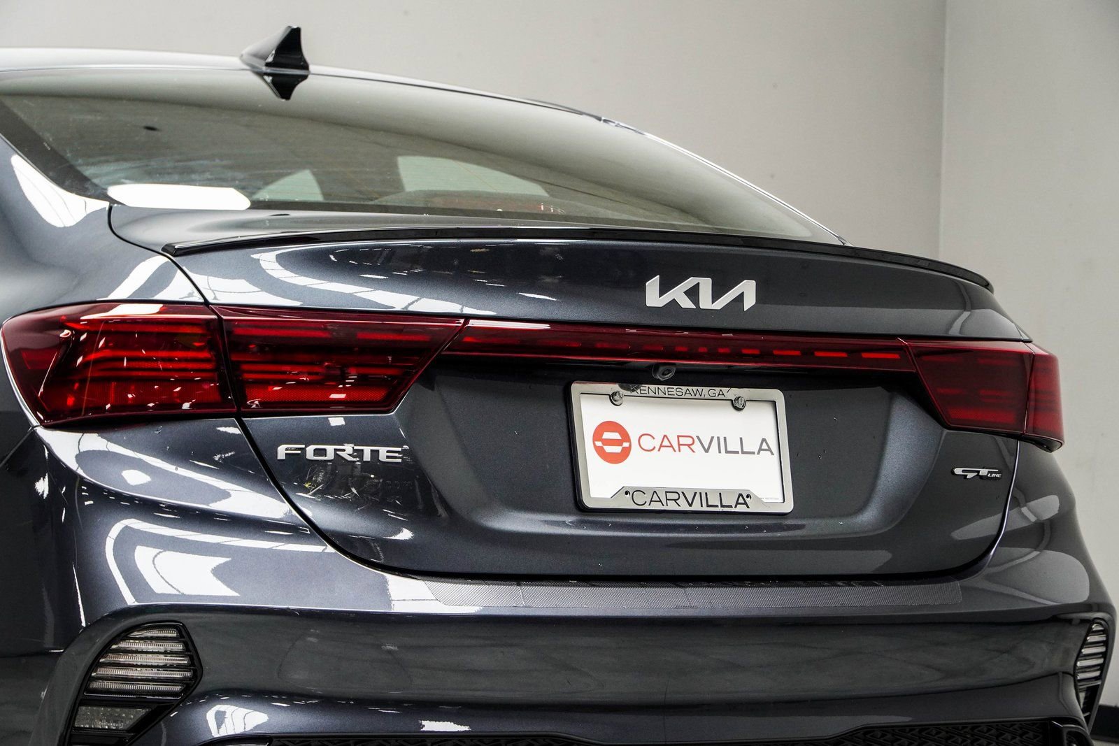 Used 2023 Kia Forte GT-Line w/ GT-Line Premium Package image 13