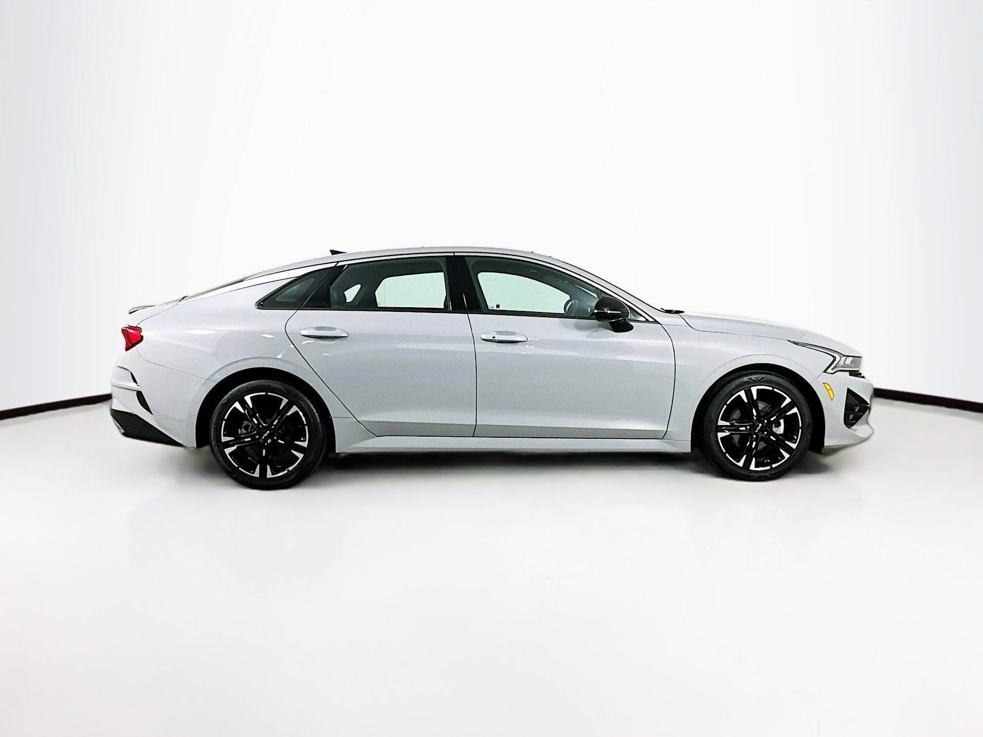 Used 2024 Kia K5 GT-Line image 10