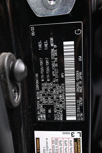 Used 2023 Toyota 4Runner Limited RWD image 28