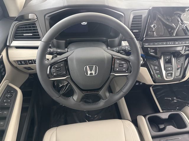 Certified 2026 Honda Odyssey Touring image 32