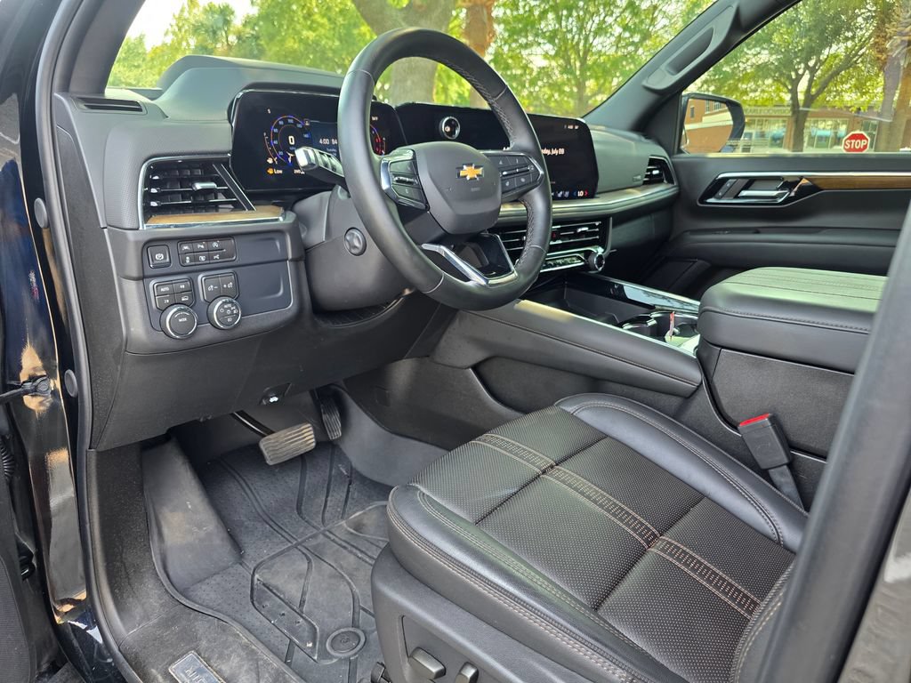 Certified 2026 Chevrolet Tahoe High Country AWD/4WD image 11