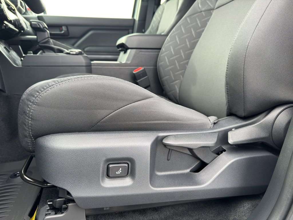 New 2026 Toyota Tacoma SR5 AWD/4WD image 12