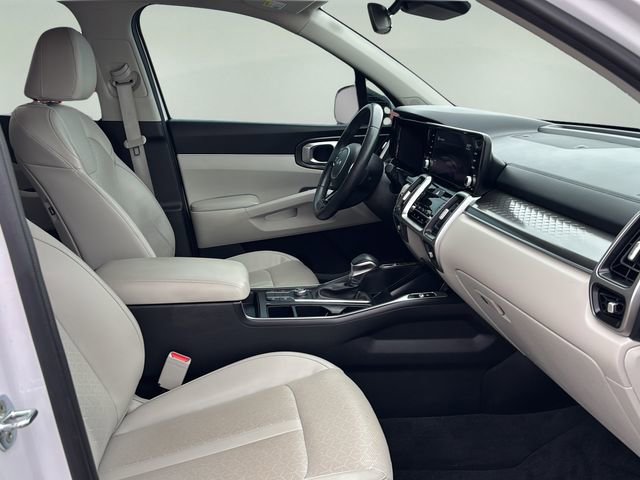 Used 2022 Kia Sorento S FWD image 10
