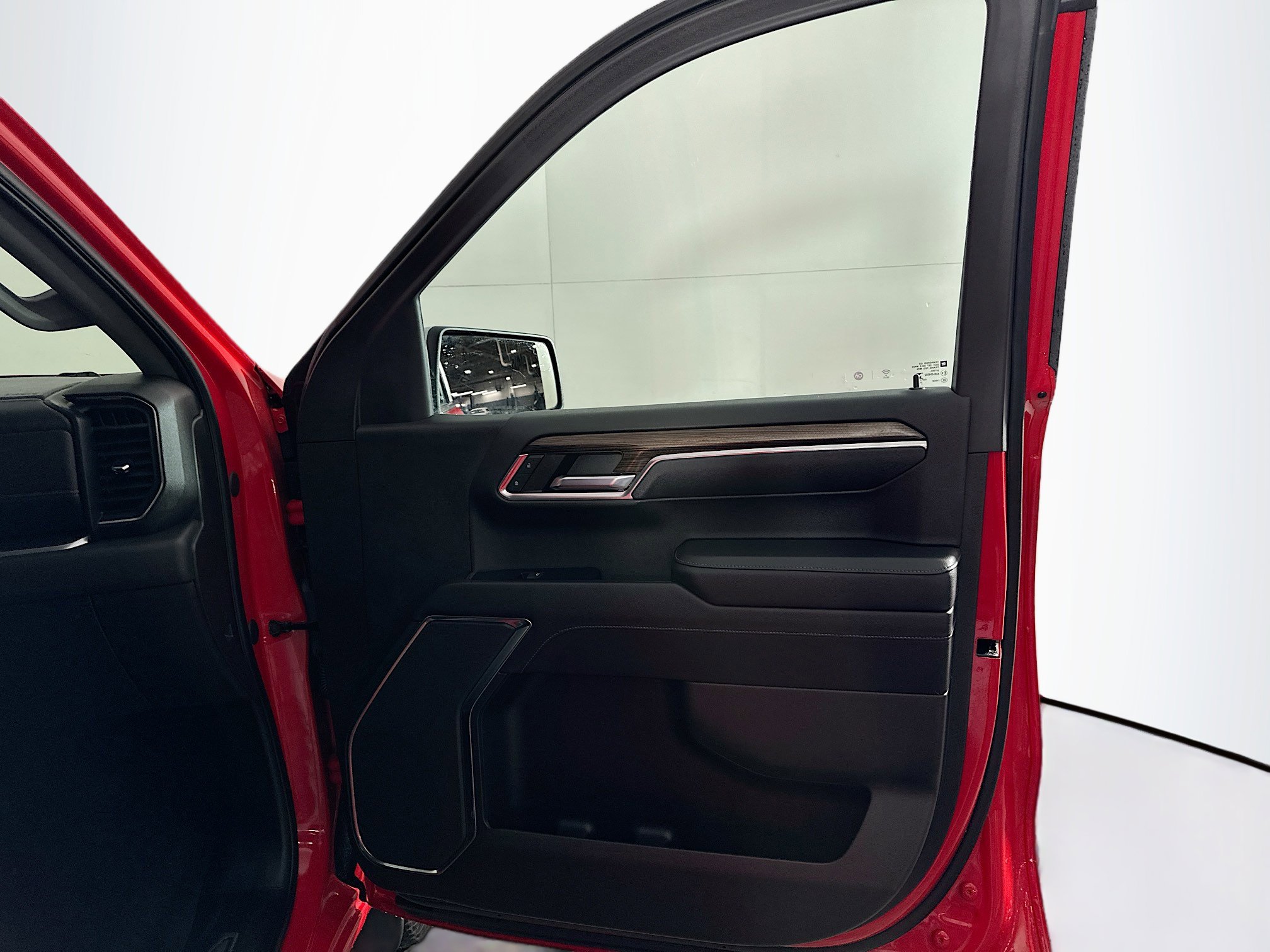 Used 2022 Chevrolet Silverado 1500 LT image 29