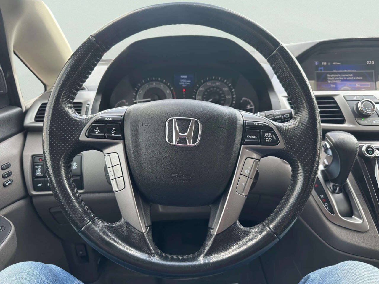Used 2015 Honda Odyssey Touring Elite image 25
