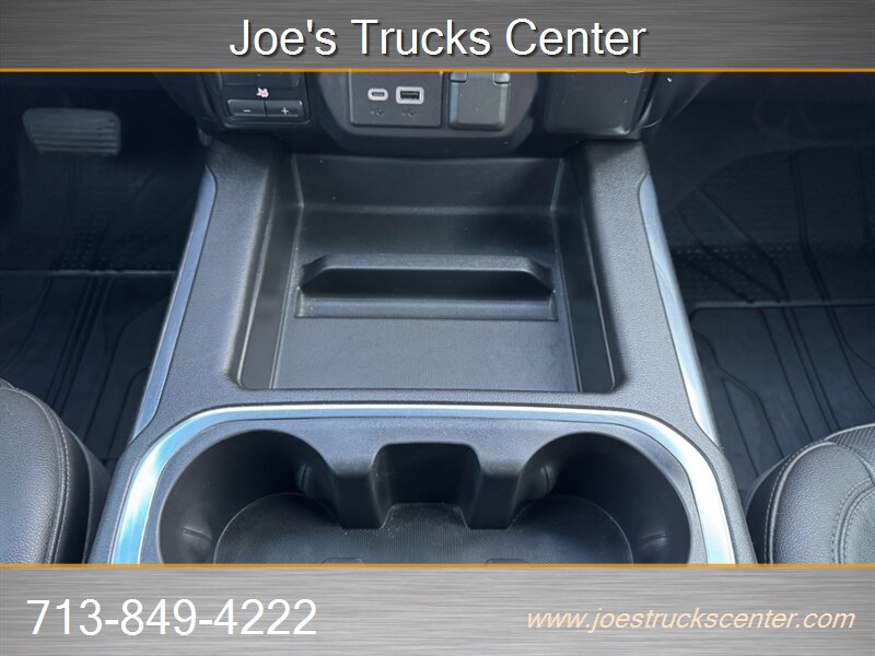 Used 2021 Chevrolet Silverado 3500 LTZ w/ LTZ Convenience Package AWD/4WD image 18