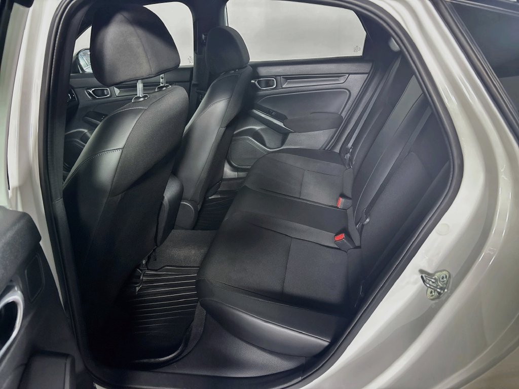 Used 2023 Honda Civic Sport image 19