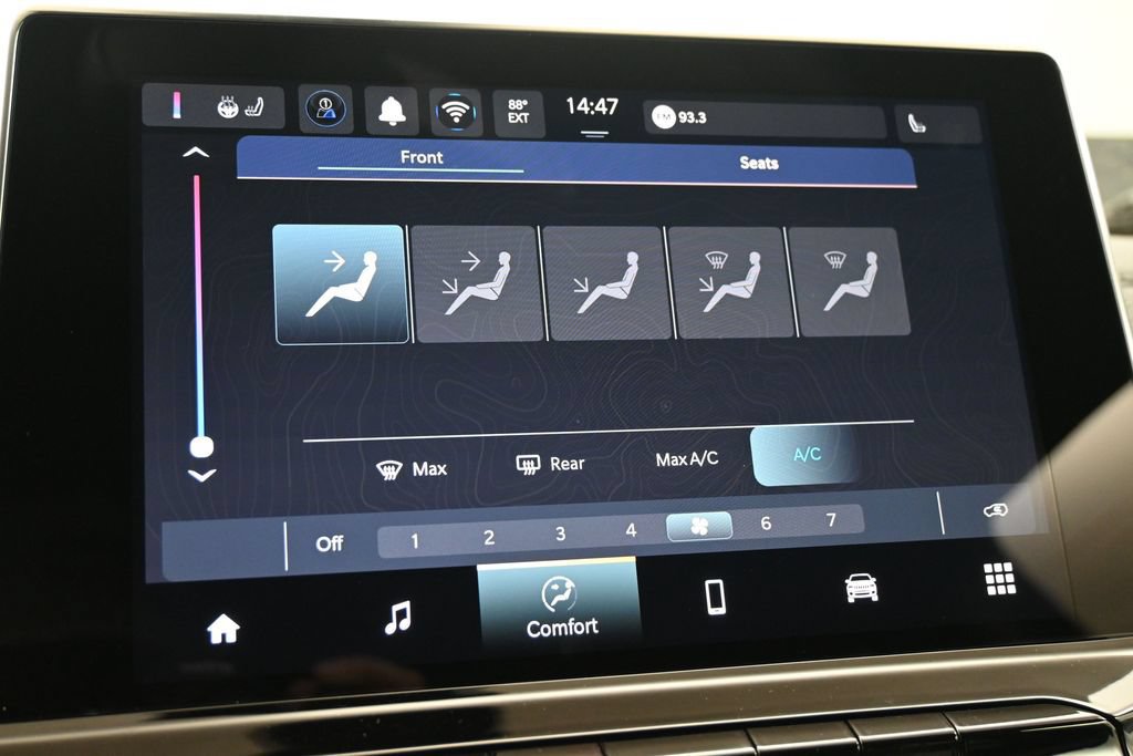 New 2026 Jeep Compass Latitude AWD/4WD image 10
