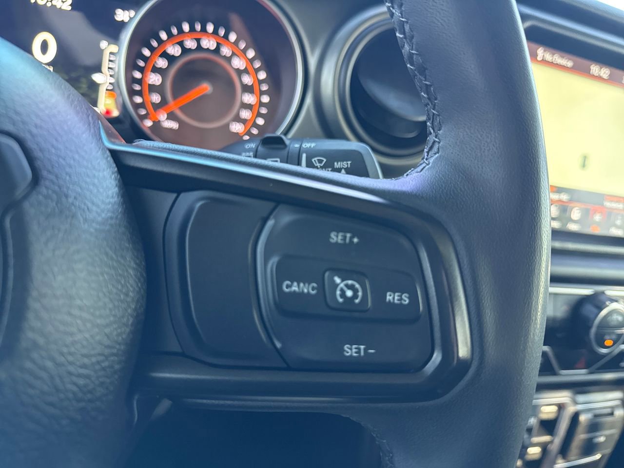 Used 2023 Jeep Wrangler Unlimited Sport image 27