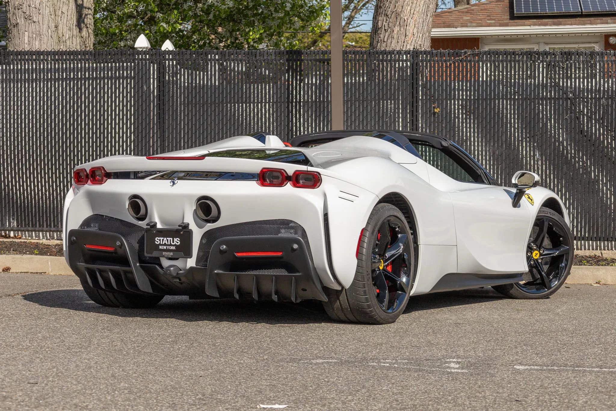 Used 2025 Ferrari SF90 Spider AWD/4WD image 33