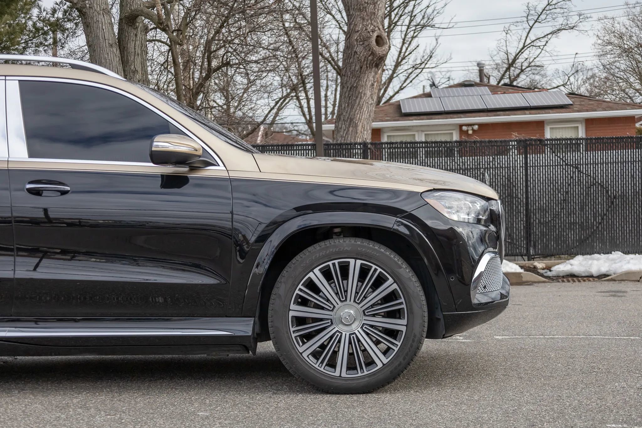 Used 2023 Mercedes-Benz Maybach GLS 600 4MATIC image 22