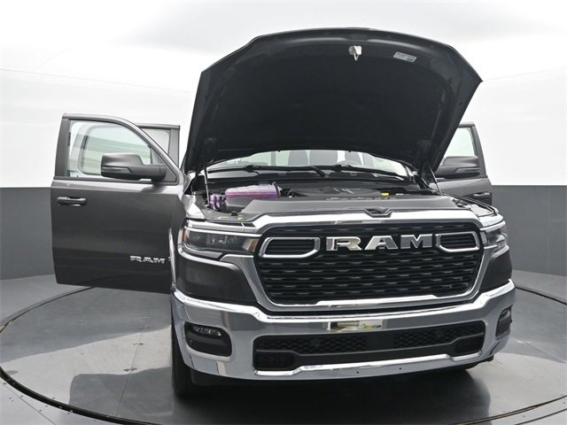 New 2026 RAM 1500 4x4 Crew Cab image 54