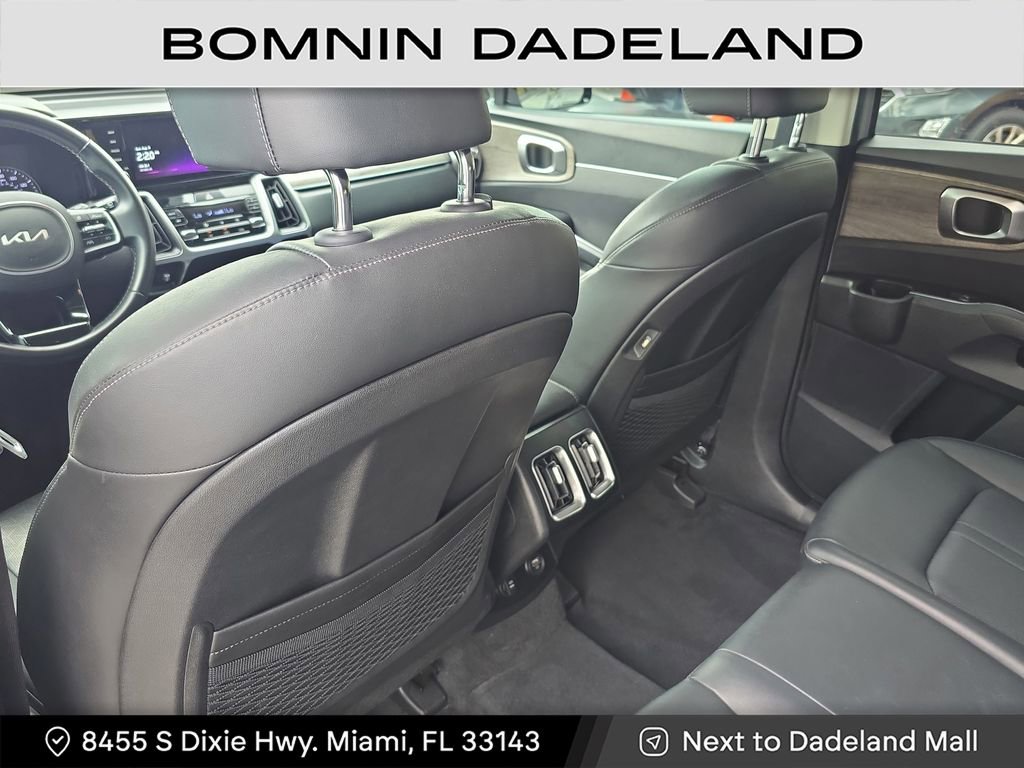 Used 2022 Kia Sorento S image 15